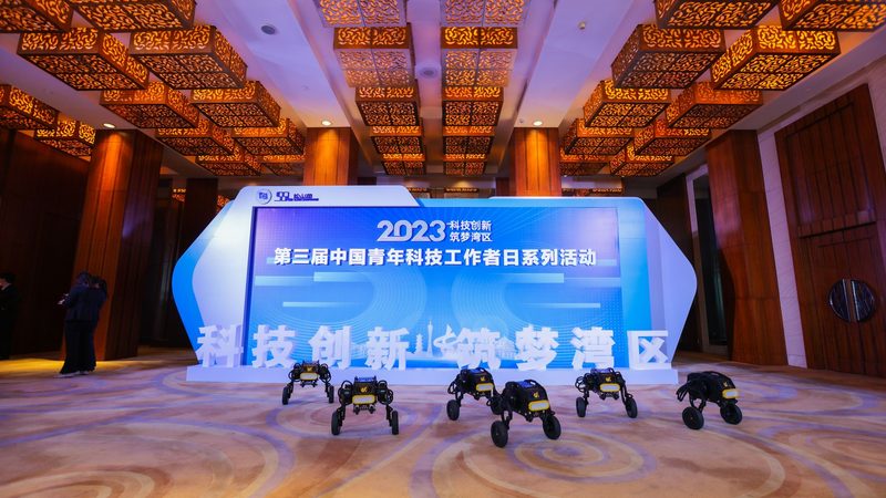 阿里云数据中台：揭秘与传统厂商的差异化优势